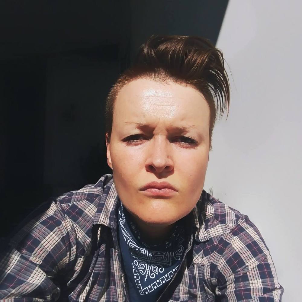 Meet your Posher, Leah
